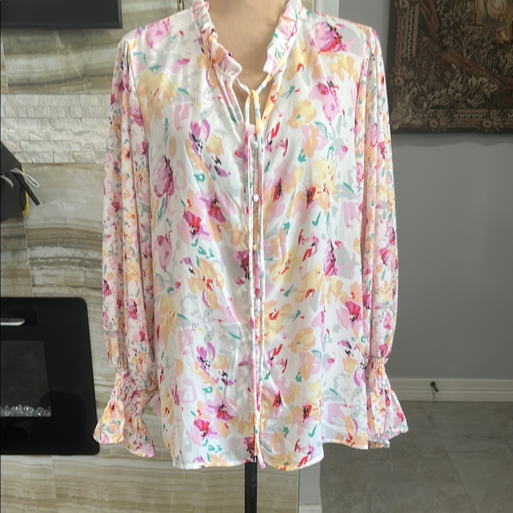 Floral Ruffle Blouse - Multicolor‎ Size L